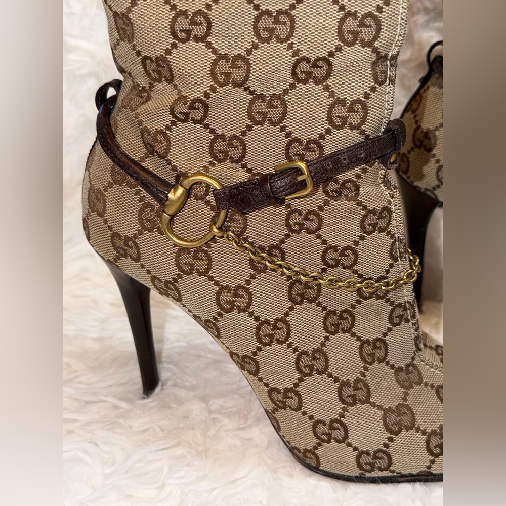 Vintage Gucci GG Monogram Horsebit Harness Ankle High Heeled Beige Canvas Boots - Picture 5 of 15